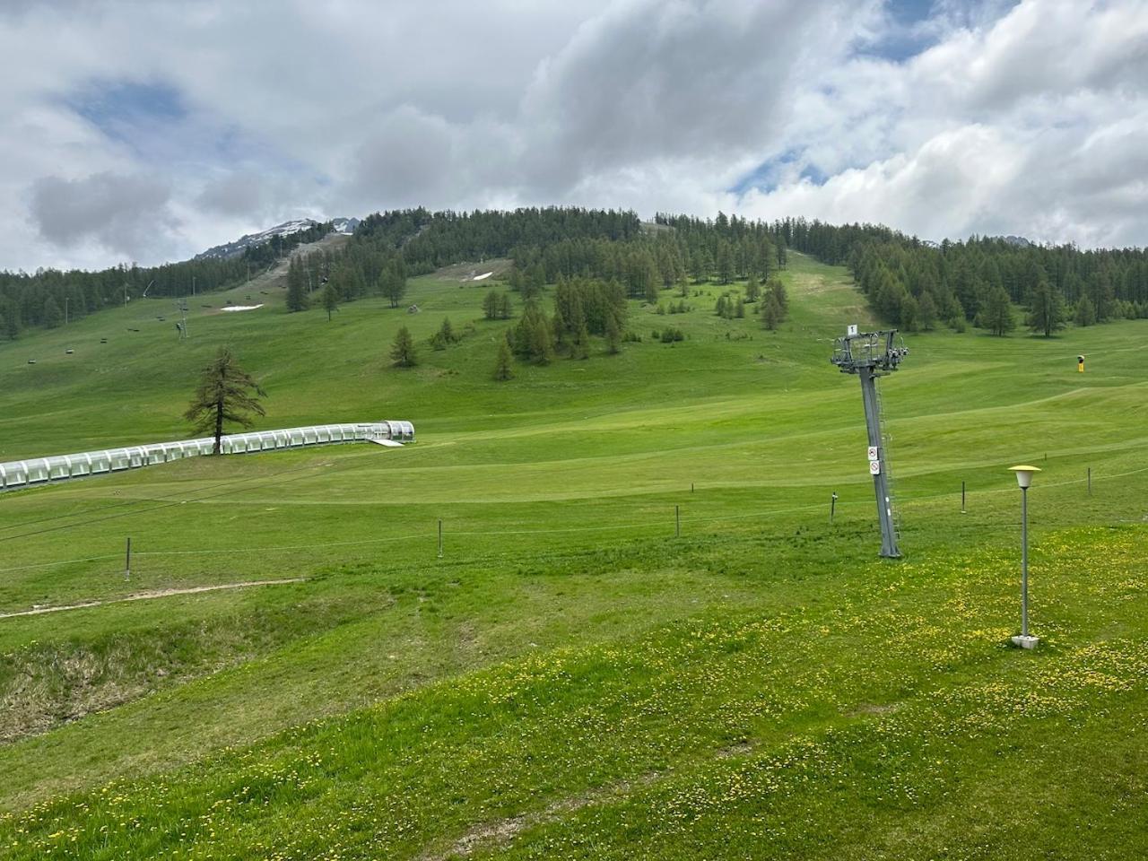 Studio Les Chalmettes 4 Personnes Au Pied Des Pistes Wifi - Balcon - Parking モンジェネヴル エクステリア 写真