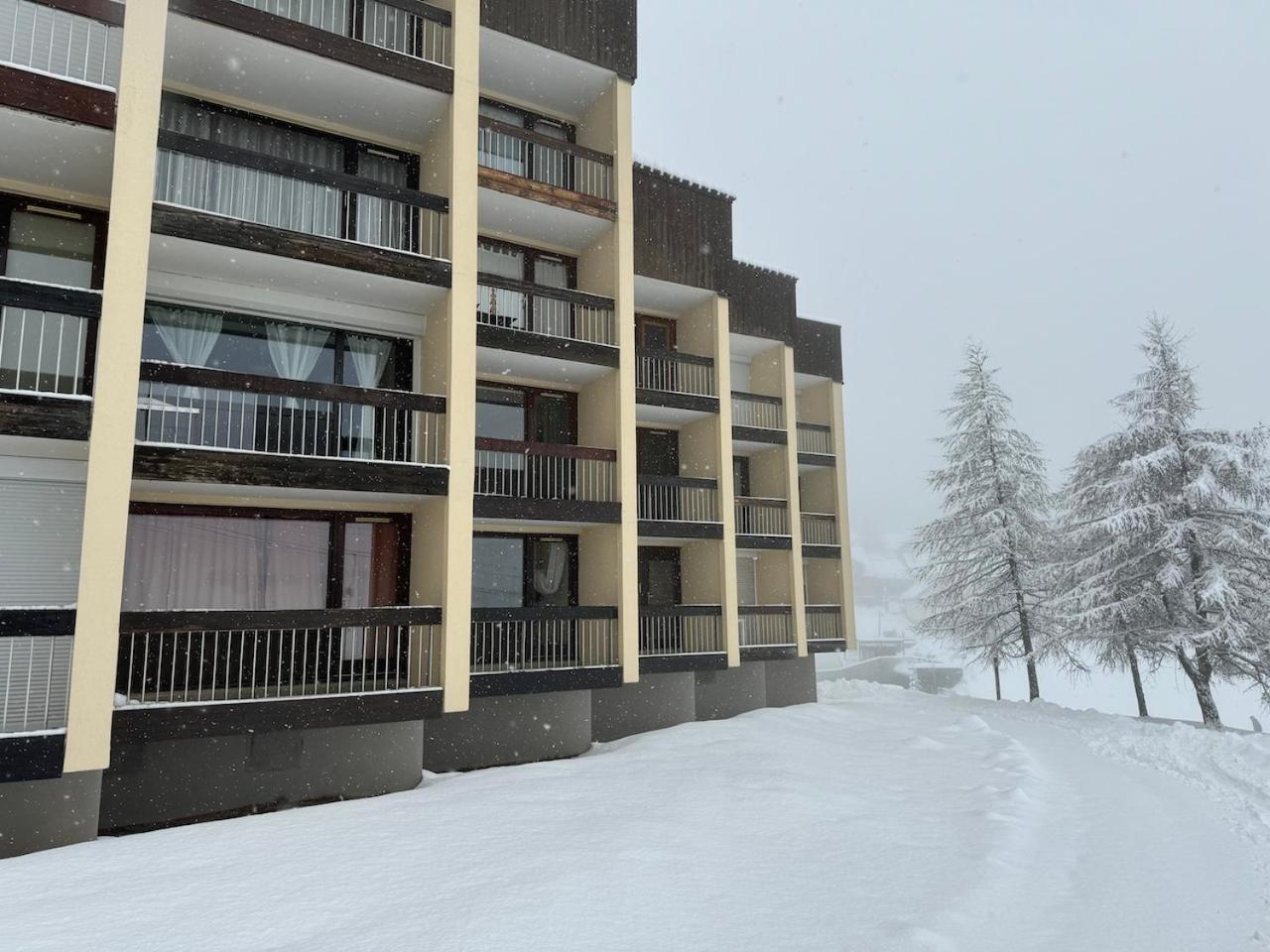 Studio Les Chalmettes 4 Personnes Au Pied Des Pistes Wifi - Balcon - Parking モンジェネヴル エクステリア 写真